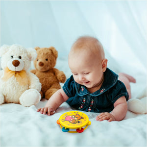 a kid play8ing with dafli